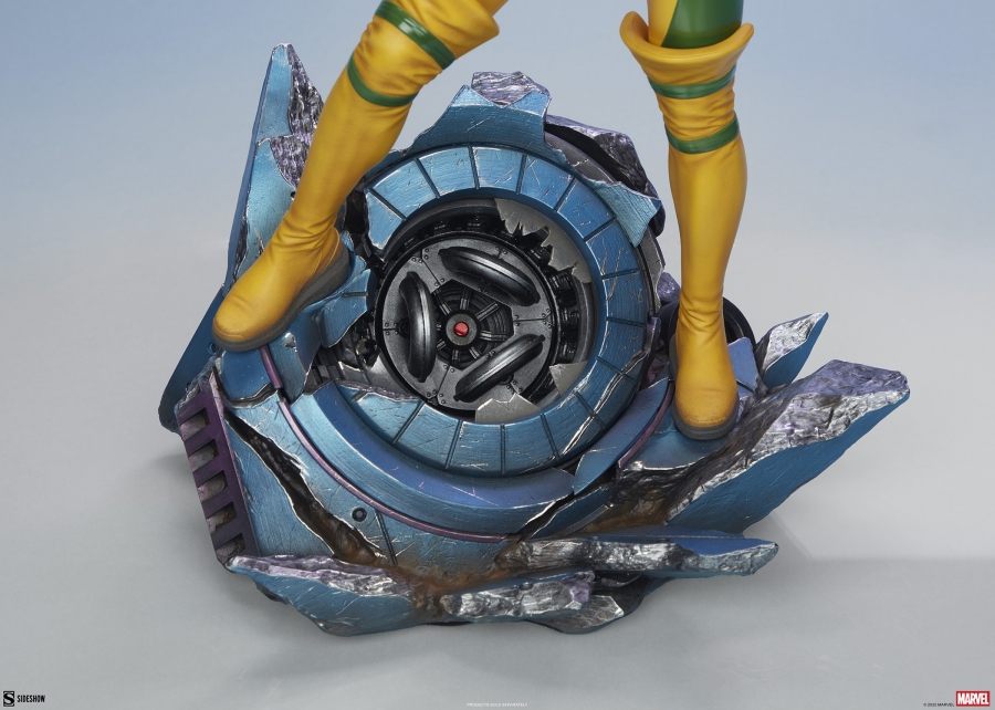 X-Men Rogue Premium Format 19 Inch Tall Figure Statue - Click Image to Close