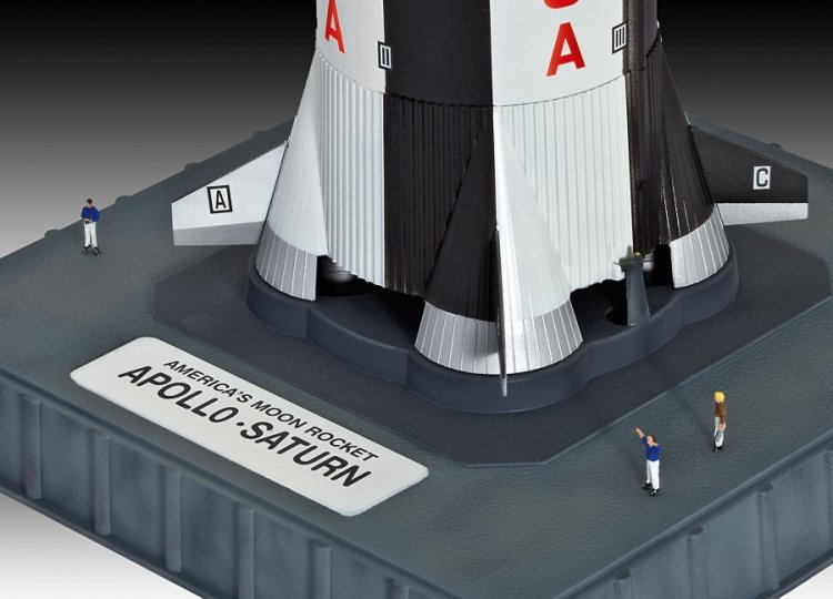 Apollo 11 Saturn V Rocket 1/144 Revell Germany Apollo 11