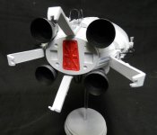 Space 1999 Ultra Probe Command Module Lifeboat 1/32 Scale Model Kit