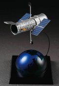 Hubble Space Telescope 1/200 Plastic Model Kit Hasegawa