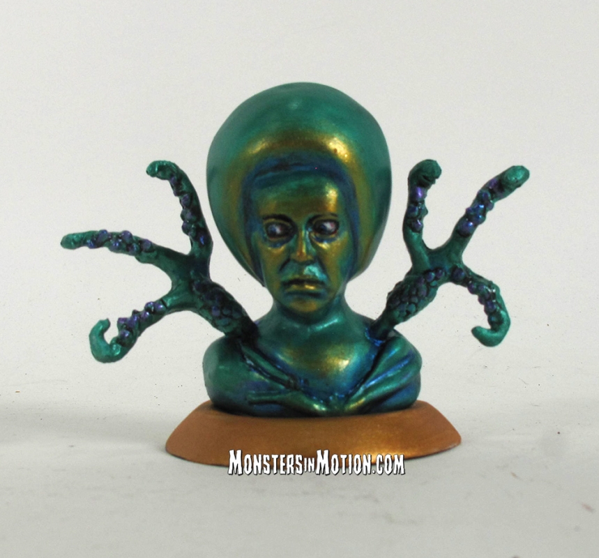 Invaders from Mars Supreme Being Model Kit with Base - Click Image to Close