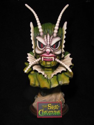 She Creature 21 Inch 1/2 Scale Big Head Bust Model Kit