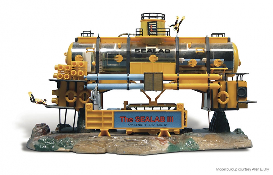Sealab III U.S Navy Plastic Model Kit 1970 Aurora Re-Issue - Click Image to Close