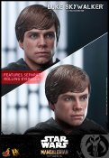 Star Wars Luke Skywalker Mandalorian Series 1/6 Scale Figure by Hot Toys