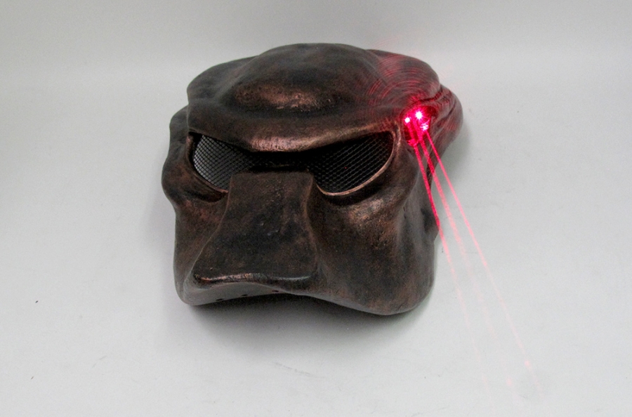 Predator 2 Helmet Mask Prop Replica with Laser Lights - Click Image to Close