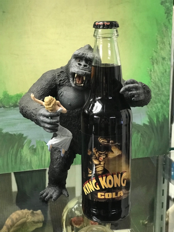 King Kong Cola Rare Soda Bottle (Full) - Click Image to Close