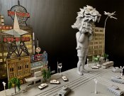 Godzilla Pseudo Godzilla Appears! at Ginza 4-Chrome Intersection Diorama Model Kit