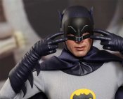 Batman Adam West (1966 Film) 1:6 Scale Figure-Hot Toys