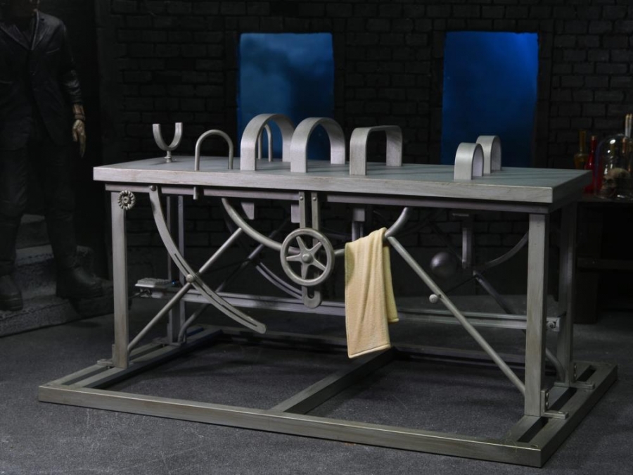 Frankenstein Laboratory 7 inch Scale Accessory Pack Universal Monsters - Click Image to Close