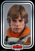 Star Wars Empire Strikes Back Luke Skywalker Snowspeeder Pilot 1/6 Figure by Hot Toys