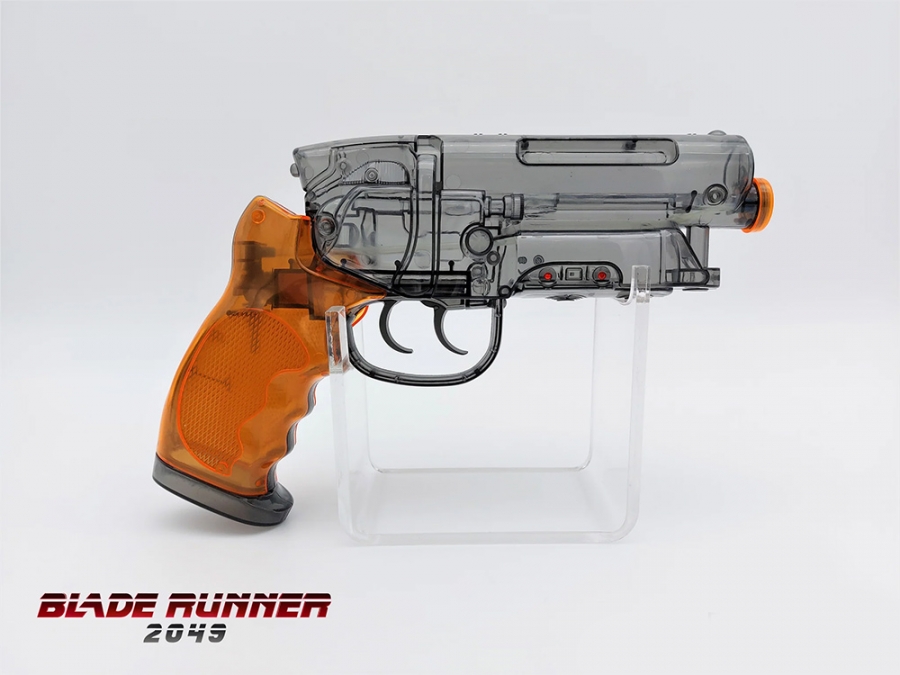 Blade Runner 2049 Deckard's Blaster Water Action Prop Replica - Click Image to Close