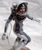 Maschinen Krieger SF3D Female Astronaut 1/20 Scale Model Kit