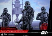 Star Wars Death Trooper Specialist (Deluxe Version) Action Figure