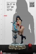 Vampirella 1/3 Scale Statue