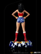 Wonder Woman Lynda Carter 1/10 Scale Statue by Iron Studios