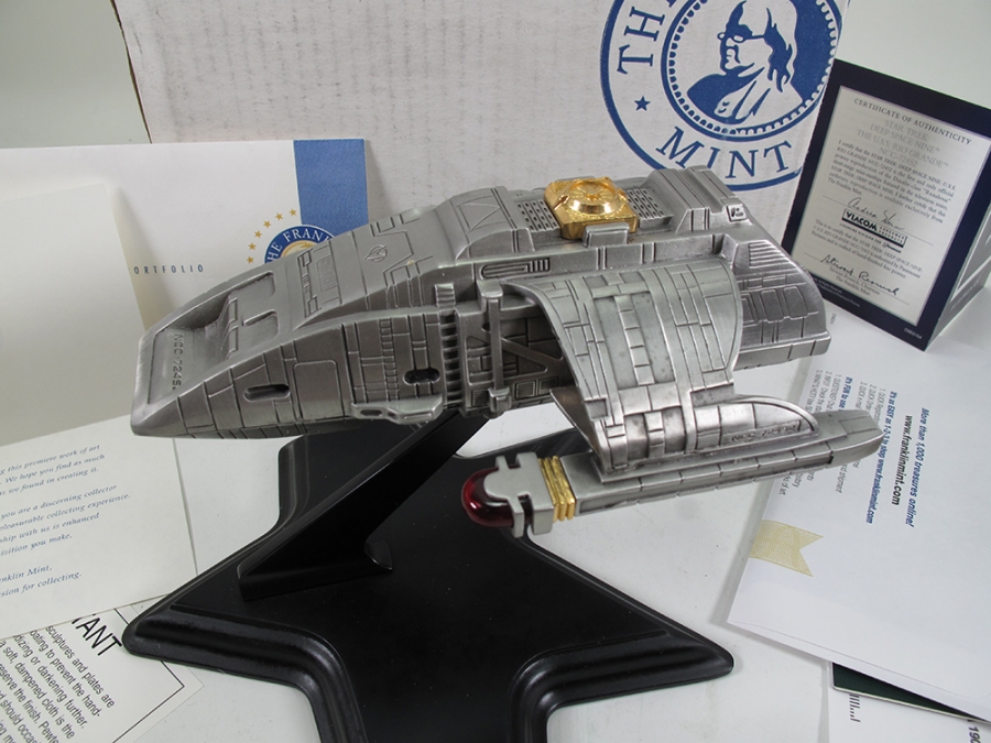 Star Trek Runabout Rio Grand Large Pewter Replica by Franklin Mint - Click Image to Close