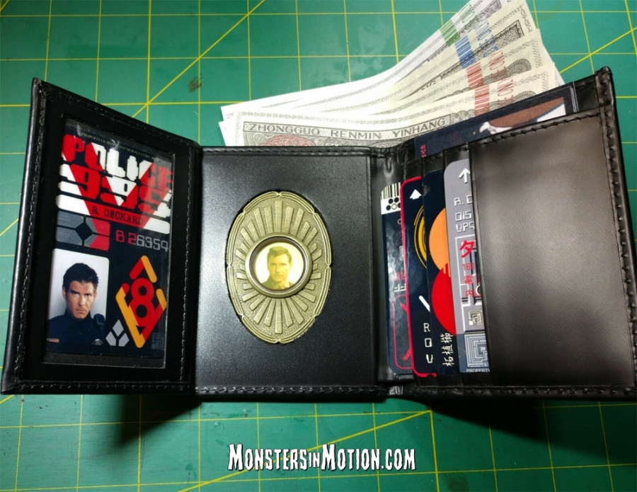 Blade Runner Deckard Wallet with Regular Badge Prop Replica - Click Image to Close