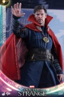 Doctor Strange Benedict Cumberbatch 1/6 Scale Figure