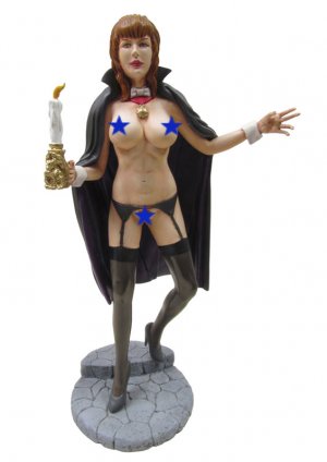 Belle of Transylvania Topless 1/7 Scale Model Kit