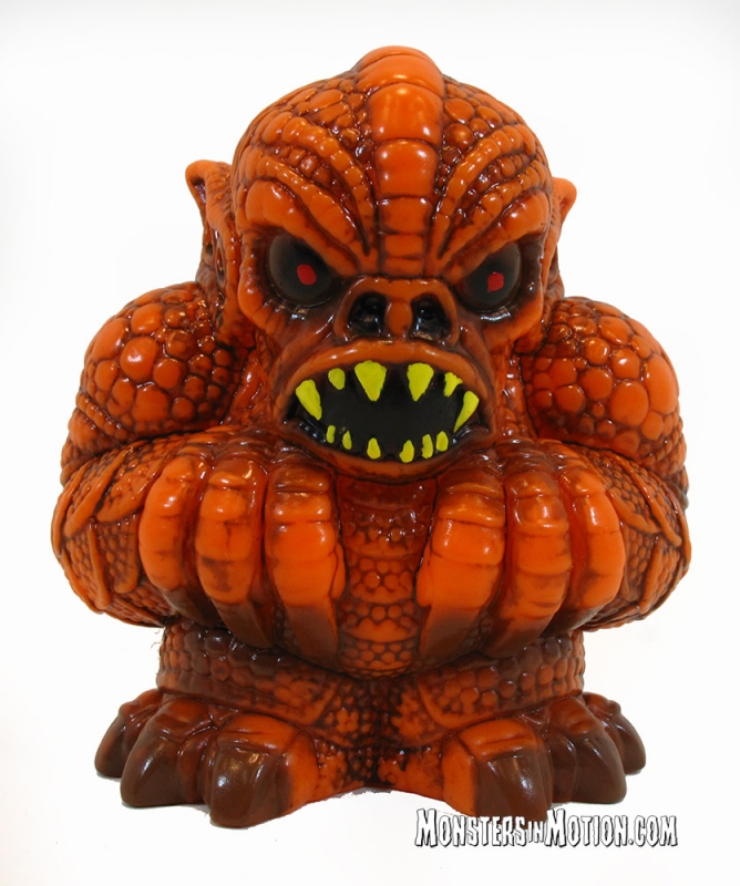 It The Terror Beyond Space Vinyl Toy - Click Image to Close