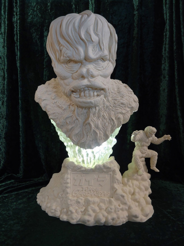 War Of The Gargantuas Gaira Big Head Bust Model Kit - Click Image to Close