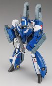 Macross Robotech VF-1J Super Battroid Valkyrie Max 1/72 Scale Model Kit by Hasegawa