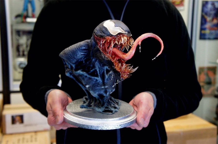 Venom 1/4 Scale Bust Model Kit Limited Asia Edition - Click Image to Close