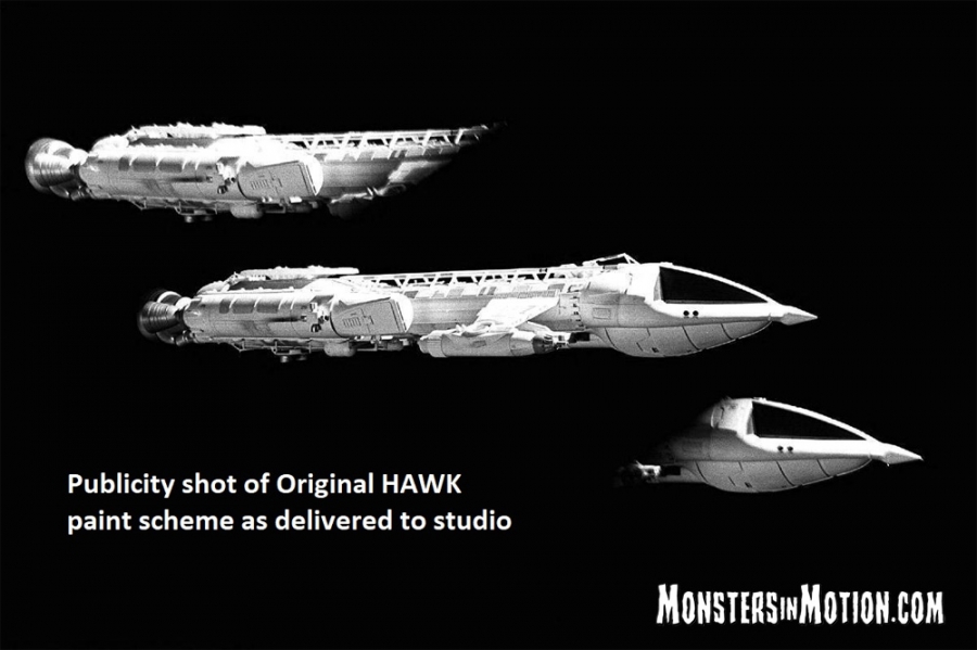 Space 1999 Hawk MK IX Spaceship Wargames Special Edition (White) Version Diecast Warship - Click Image to Close