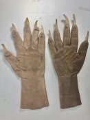 X-Men Origins: Wolverine Screen Used Sabretooth Claw Gloves Prop Wardrobe