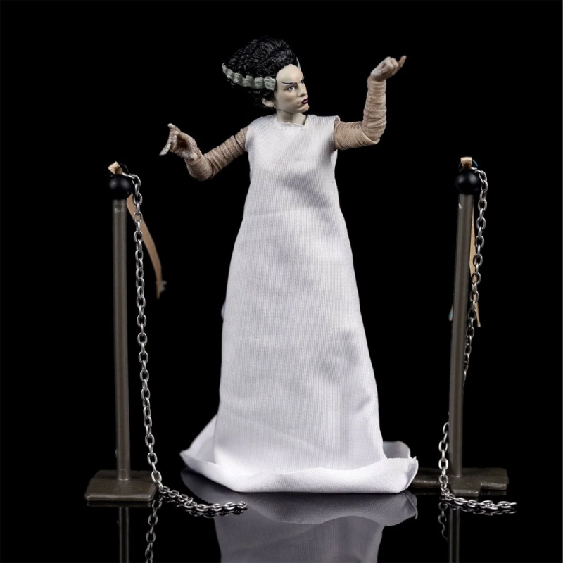 Bride of Frankenstein 6-Inch Scale Action Figure Universal Monsters Elsa Lanchester - Click Image to Close