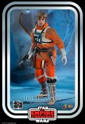 Star Wars Empire Strikes Back Luke Skywalker Snowspeeder Pilot 1/6 Figure by Hot Toys