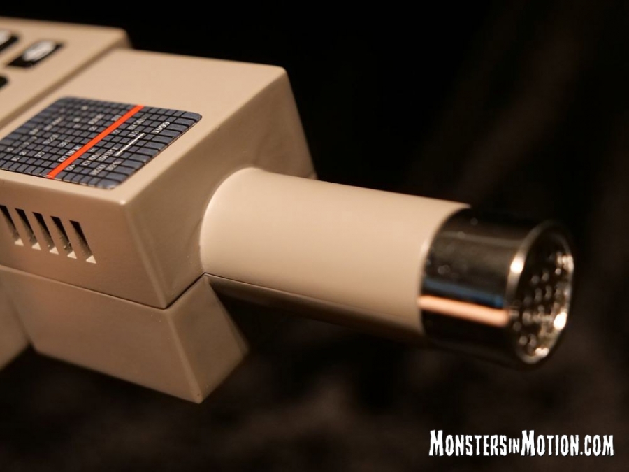 Space 1999 Deluxe Electronic Stun Gun and Commlock Set Prop Replicas with Lights and Sound by Sixteen 12 - Click Image to Close
