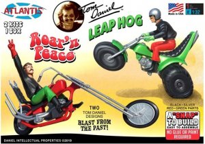 Leap Hog and Roar 'N Peace 2 Pack Model Kit Tom Daniel by Atlantis