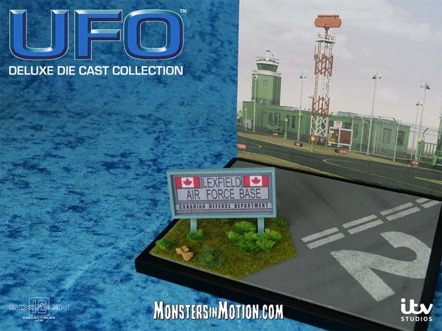 UFO TV Series SHADO Control Mobile with Airfield Display Base Diecast Replica Gerry Anderson - Click Image to Close