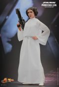 Star Wars Princess Leia 1/6 Scale Figure by Hot Toys
