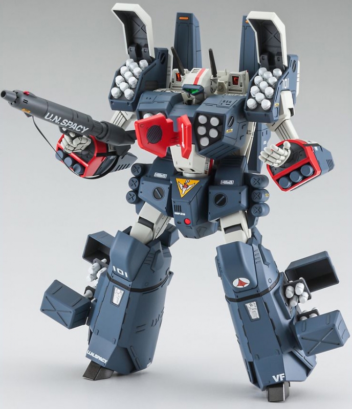 Macross Robotech VF-1J Armored Valkyrie 1/72 Scale Model Kit by Hasegawa - Click Image to Close