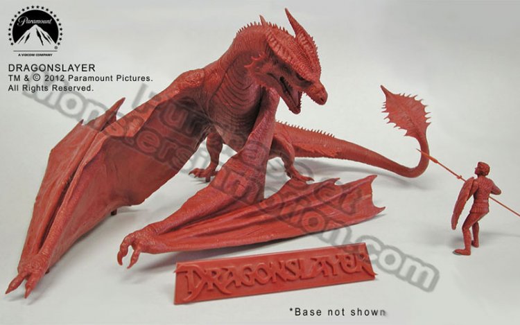 Dragonslayer Vermithrax Built-Up--1:32 scale figure