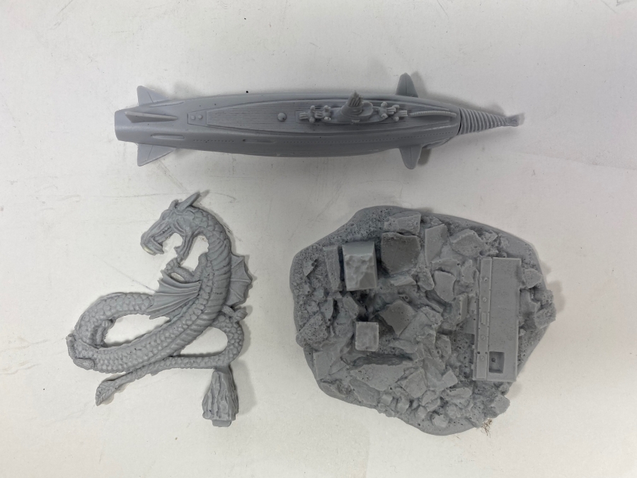 Atragon Submarine with Serpent Mini Model Kit - Click Image to Close