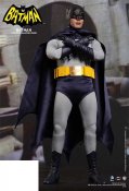 Batman Adam West (1966 Film) 1:6 Scale Figure-Hot Toys