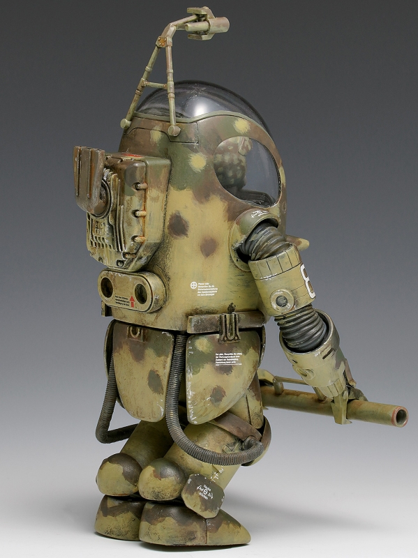 Maschine Krieger P.K.A. Armored Combat Suit 1/20 Model Kit Wave - Click Image to Close