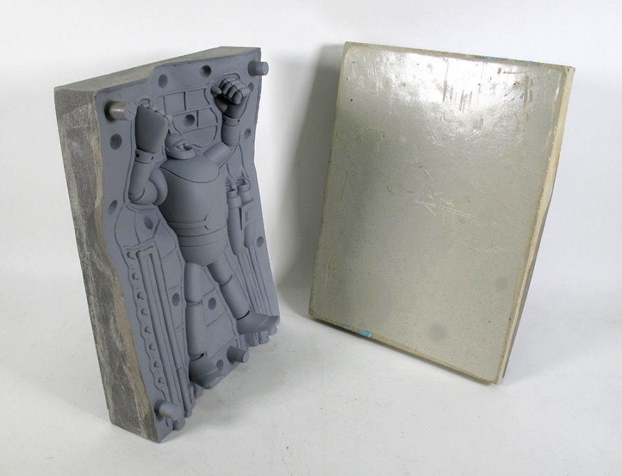 Gigantor 9 Inch Model Kit Tetsujin 28 HORIZON NEGATIVES - Click Image to Close