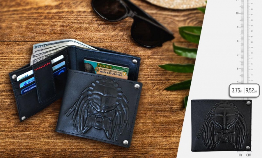 Predator Embossed Leather Wallet - Click Image to Close