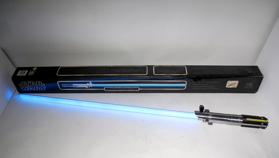 Star Wars EP. V Luke Skywalker Force FX Lightsaber by Master Replicas - Click Image to Close