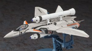 Macross Plus VF-11B Thunderbolt with Rocket Booster 1/72 Scale Model Kit by Hasegawa