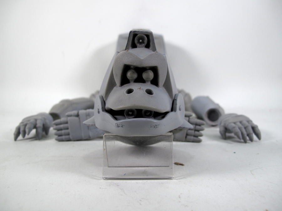 King Kong Escapes Mecha Kong Billiken Vinyl Model Kit Partially Built - Click Image to Close