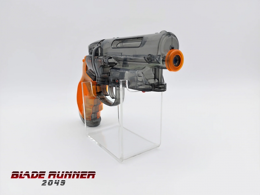 Blade Runner 2049 Deckard's Blaster Water Action Prop Replica - Click Image to Close