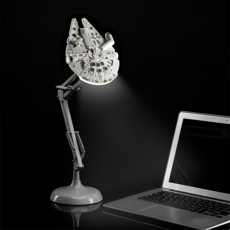 Star Wars Millennium Falcon Posable Desk Lamp - Click Image to Close