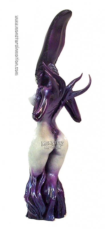 Alien Mother Giger Model Assembly Hobby Kit - Click Image to Close
