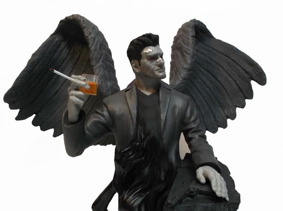 Criminal Macabre Cal McDonald 14" Tall Bust (Winged Variant Edition) - Click Image to Close