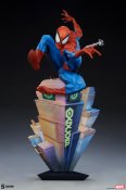 Spider-Man Marvel Comics Premium Format 21.75 Inch Statue